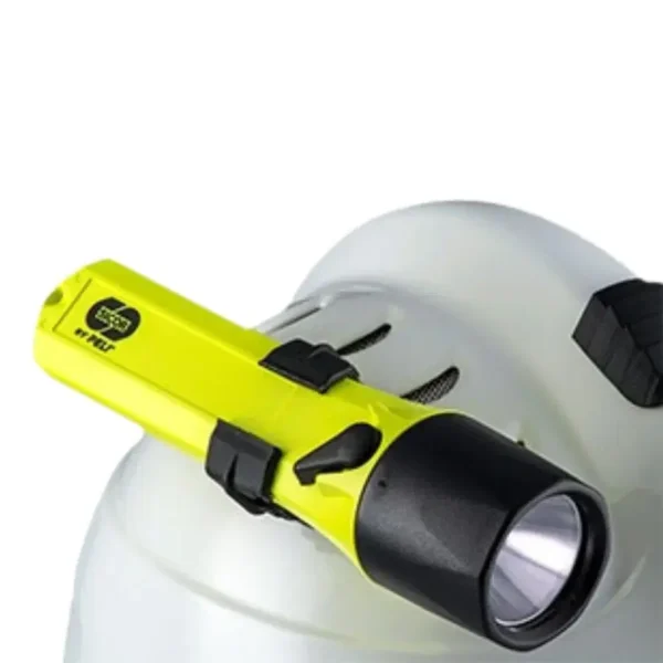Lanterna Portátil Pelican 2410 - Imagem 2